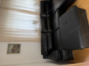 Kunstledersofa mit Hocker Bild 3