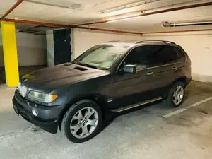 Bmw X5 3,0  Bild 4