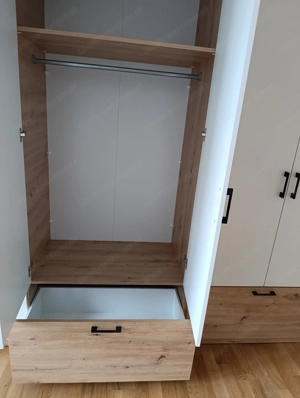 2 Kleiderschränke  Bild 2