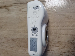 Canon PowerShot E1 Digitalkamera PC1338  Bild 5