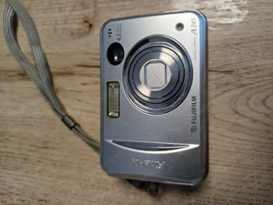 FUJIFILM Finepix A345 Fuji Vintage Digitalkamera  Bild 3