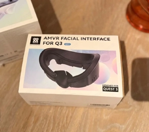 Meta Quest 3 512GB VR-Headset mit Controllern OVP Bild 3