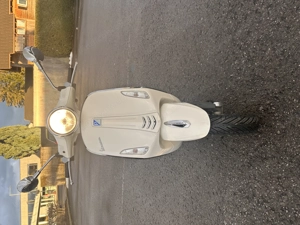 Vespa Primavera 50 4Takt Bild 2