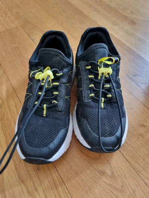 Freizeitschuhe 35
