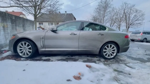 Jaguar XF 2.7Tdi V6 Limousine Bild 3