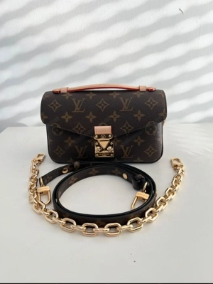 Authentische Louis Vuítton Metis East West Tasche