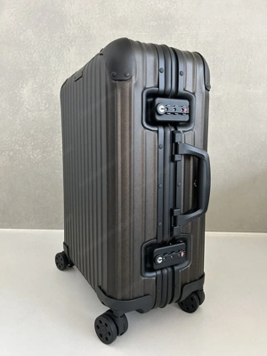 Rimowa x Rick Owens Kabinenwagen Bild 2
