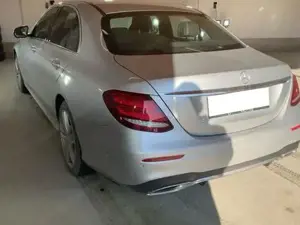 Mercedes-Benz E-Klasse Bild 4