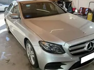 Mercedes-Benz E-Klasse Bild 8