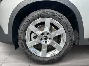 MINI Countryman C Paket M // Head-Up // Panorama Glasdach // Komfortzugang Bild 6