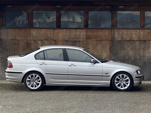 1999 BMW 323i E46 *01 27 PICKERL* Bild 8