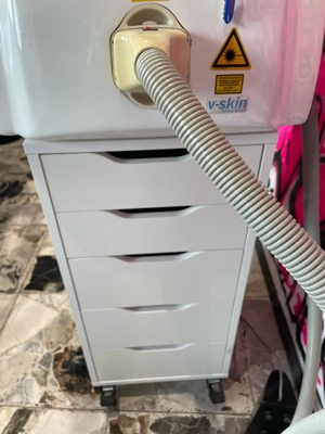 v-skin Laser mit Schrank Bild 3
