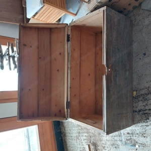 Alte Holztruhen zu verschenken  Bild 2