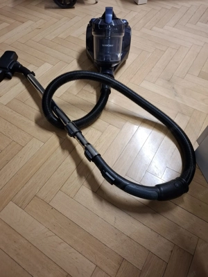 neuer Staubsauger Bild 3