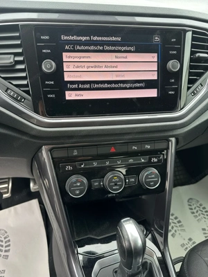 VW T-Roc Automatik 1,5tsi Bild 10