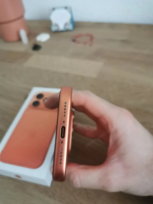 iPhone 17 Pro, 512GB, Cosmic Orange Bild 7