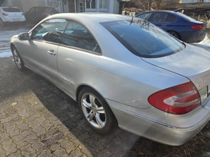 Zu Verkaufen Mercedes 240 CLK Bild 8