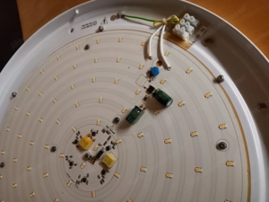 LED Deckenleuchte für Bastler mit Fernbedienung. Bild 3