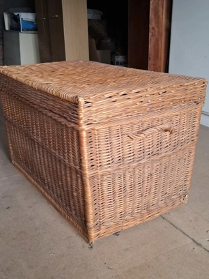 Große Weiden-Truhe