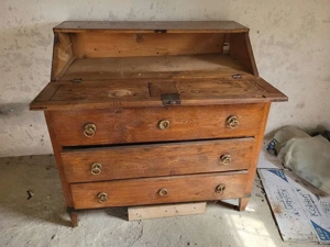 Antike Schreibkommode Bild 5