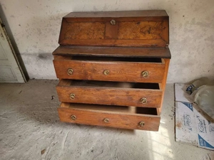 Antike Schreibkommode Bild 4