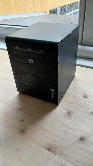 Server PC Gehäuse für bis zu 4 Festplatten