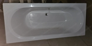Badewanne zu verschenken gegen Selbstabholung in Göfis 