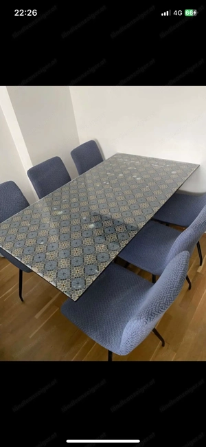 Esstisch mit 6 Stühlen