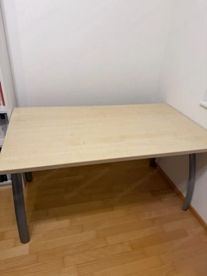 Schreibtisch Bild 2