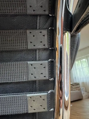 Originaler LC 4 Lounge-Sessel von Le Corbusier in schwarzem Leder von Cassina Bild 9