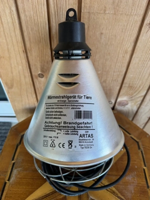 Wärmestrahlgerät für Tiere Bild 3