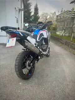 Honda CRF 1100 L Africa Twin DCT Kofferset Akrapovic Bild 4