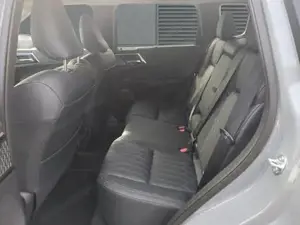 Mitsubishi Outlander TOP 2tone Plug-in Hybrid 2.4 225 kW (306 PS), A... Bild 6