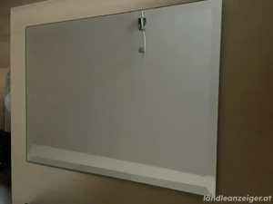 Schlichter Wandspiegel mit Rahmen 40x30cm- zeitloses Design