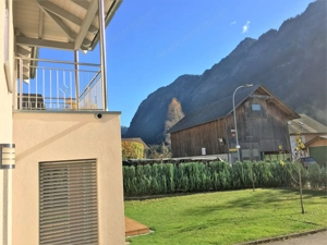 Charmantes Einfamilienhaus mit offenem Wohn-Essbereich, Balkon & Garten   126 m  Bild 8