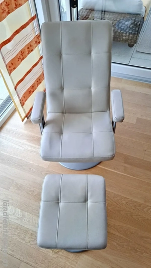 Relaxsessel mit Hocker  Bild 3