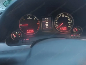 Audi A4 B7 2.0 Bild 9