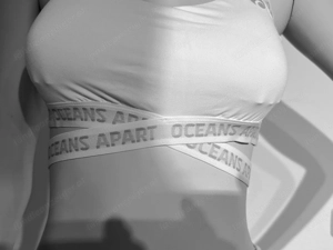 2  Oceans Apart Sport-BHs   Joy BH & Soso BH   Gr. S   weiß   überkreuzte Träger Bild 5