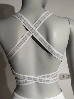 2  Oceans Apart Sport-BHs   Joy BH & Soso BH   Gr. S   weiß   überkreuzte Träger Bild 3