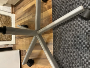 Bürostuhl von Ikea.        Bild 4