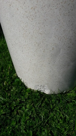 Weisse dekorative Terrazovasen  Bild 3