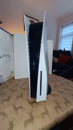 Sony PS5 Disc-Edition  Bild 4