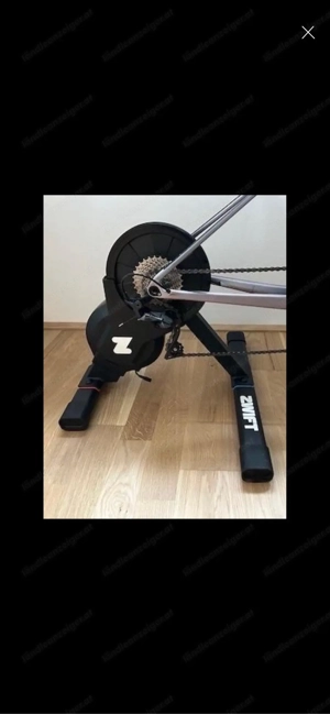 Fahrradrolle   Rollentrainer Zwift HubOne