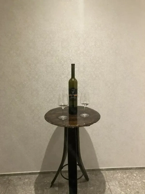Stehtisch aus Weinfass selbst gefertigt-selbst gemacht 95cm Höhe 52cm Breite NEU! Bild 2