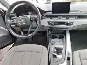 Audi A4 Bild 6