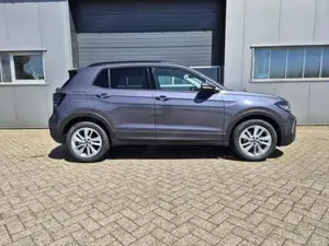 VW T-Cross 1.0 TSI 116PS DSG Life LED-Matrix-Scheinwerfer ... Bild 8