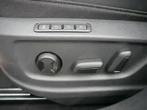 Cupra Ateca 2,0 TSI DSG 4x4*AHK-SCHWENKBAR*NAVI*PDC*KAMERA*... Bild 10