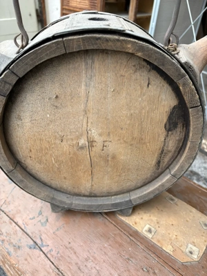 altes Getränkefass Bild 3