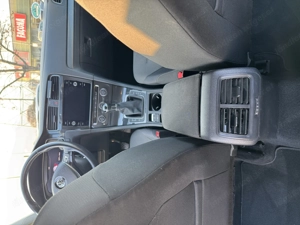 VW Golf Variant Lückenlos Servicegepflegt bei VW Bild 5