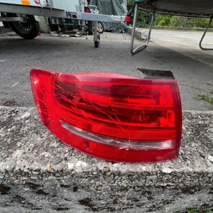 Audi a4 B8 Kombi rückleuchten  Bild 4